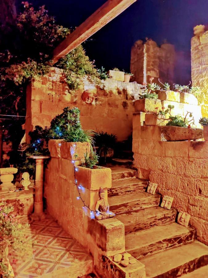 The Garden Gate Bed & Breakfast Sannat Dış mekan fotoğraf