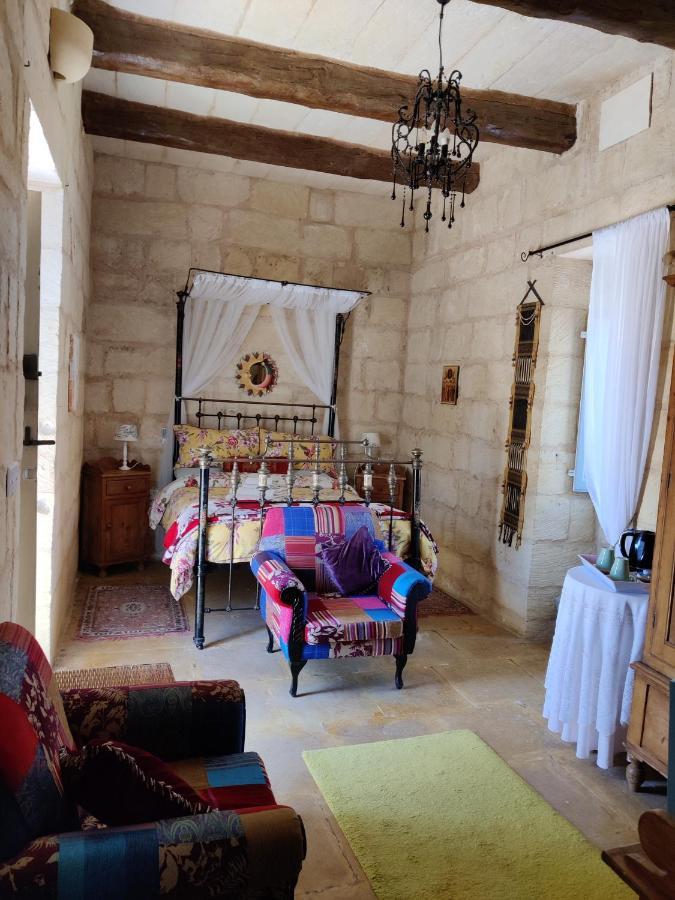 The Garden Gate Bed & Breakfast Sannat Dış mekan fotoğraf