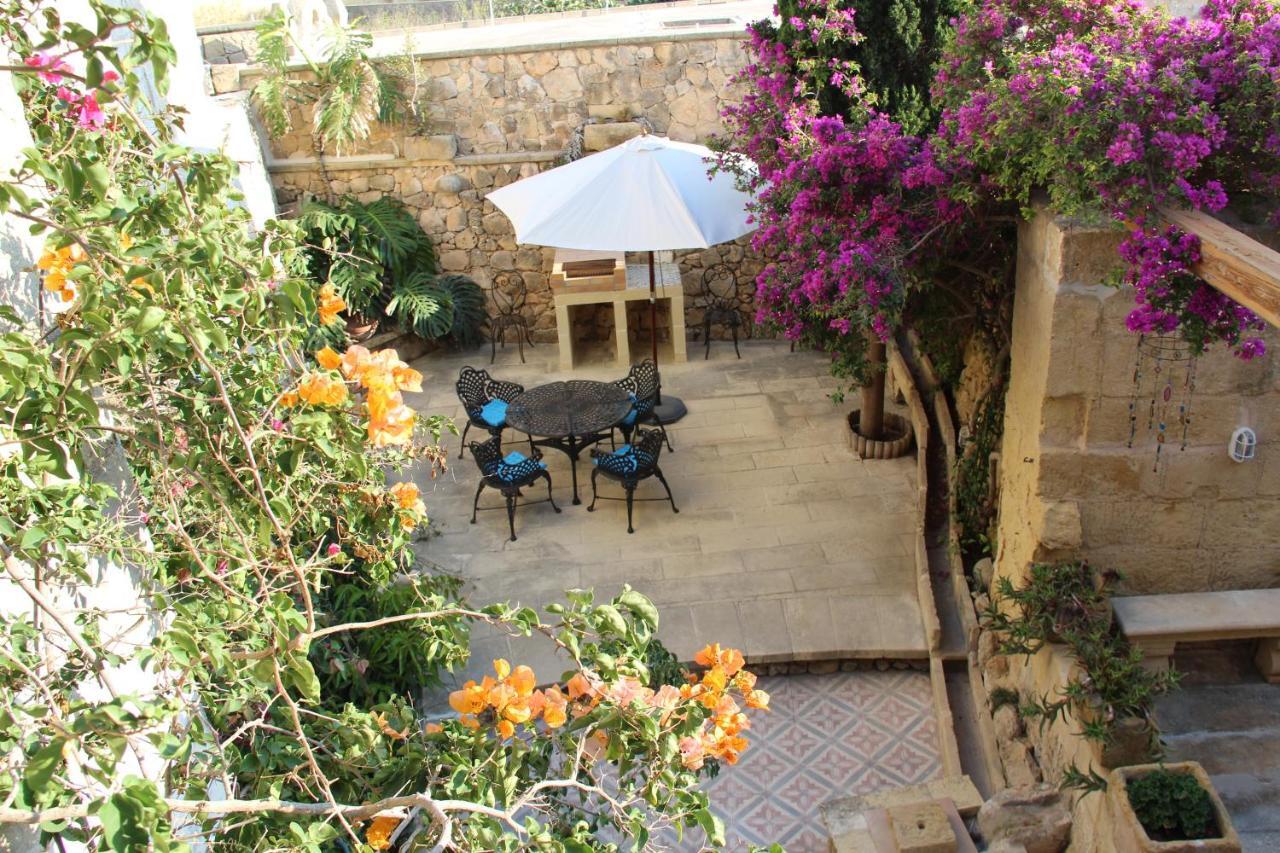 The Garden Gate Bed & Breakfast Sannat Dış mekan fotoğraf